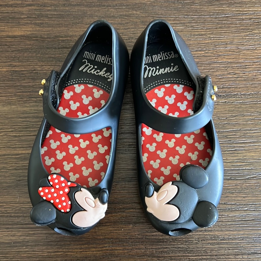 Mini Melissa black Mickey & Minnie shoes size 8